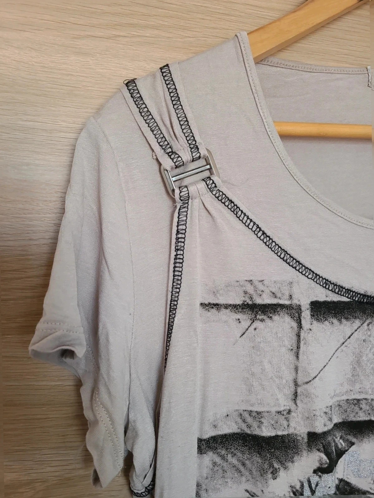 Preciosa camiseta talla g de Lydia Barcelona – lydia barcelona – taille L / 40 / 12 4