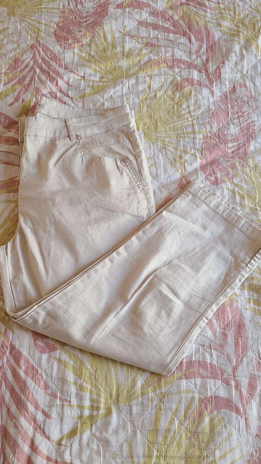 Pantalones piratas finitos talla 40 de Punto Roma