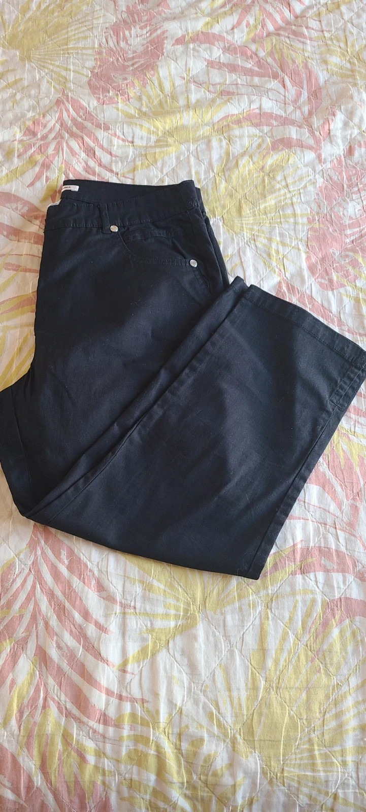 Pantalon pirata finito talla 40 de punto Roma