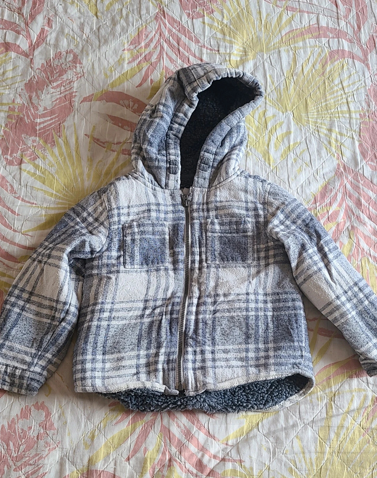 Sobre camisa gordita de primark niño talla 98 – Primark – taille 3 ans / 98 cm