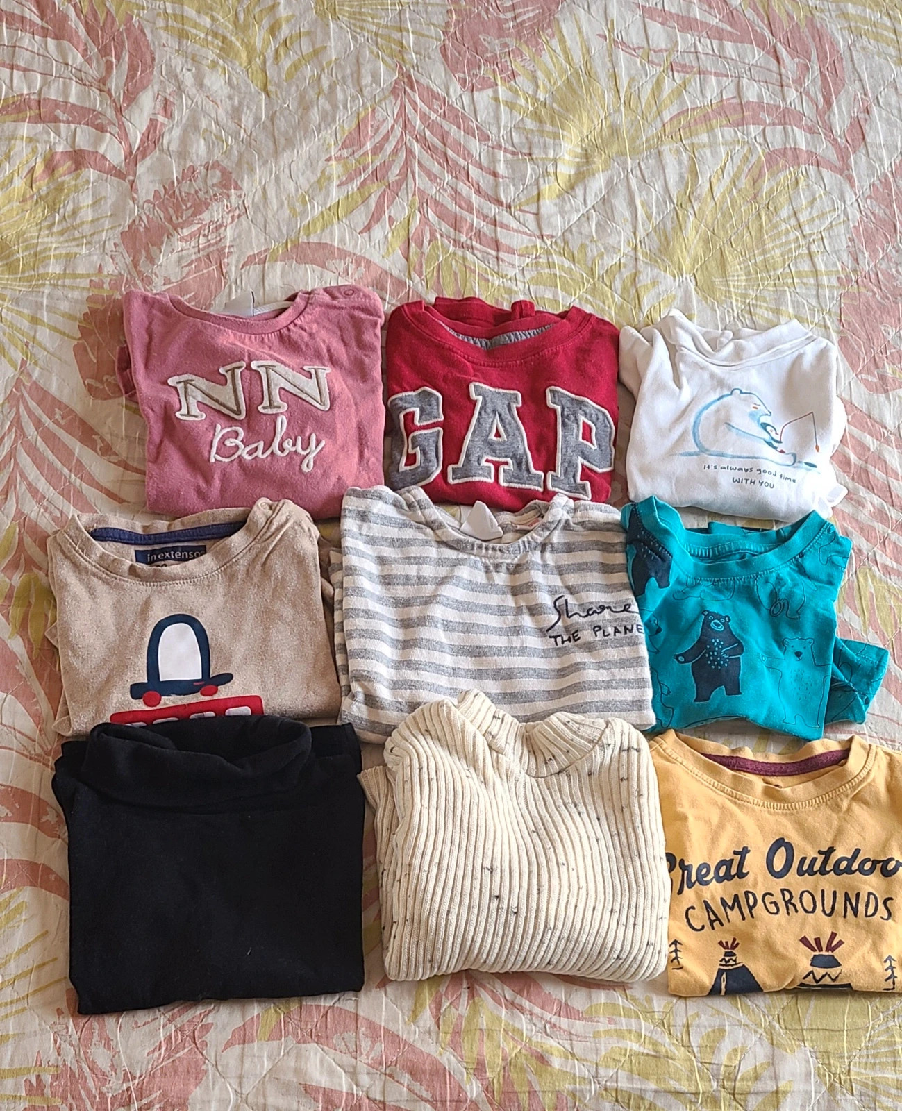 Lote de 9 camisetas de niño talla 92