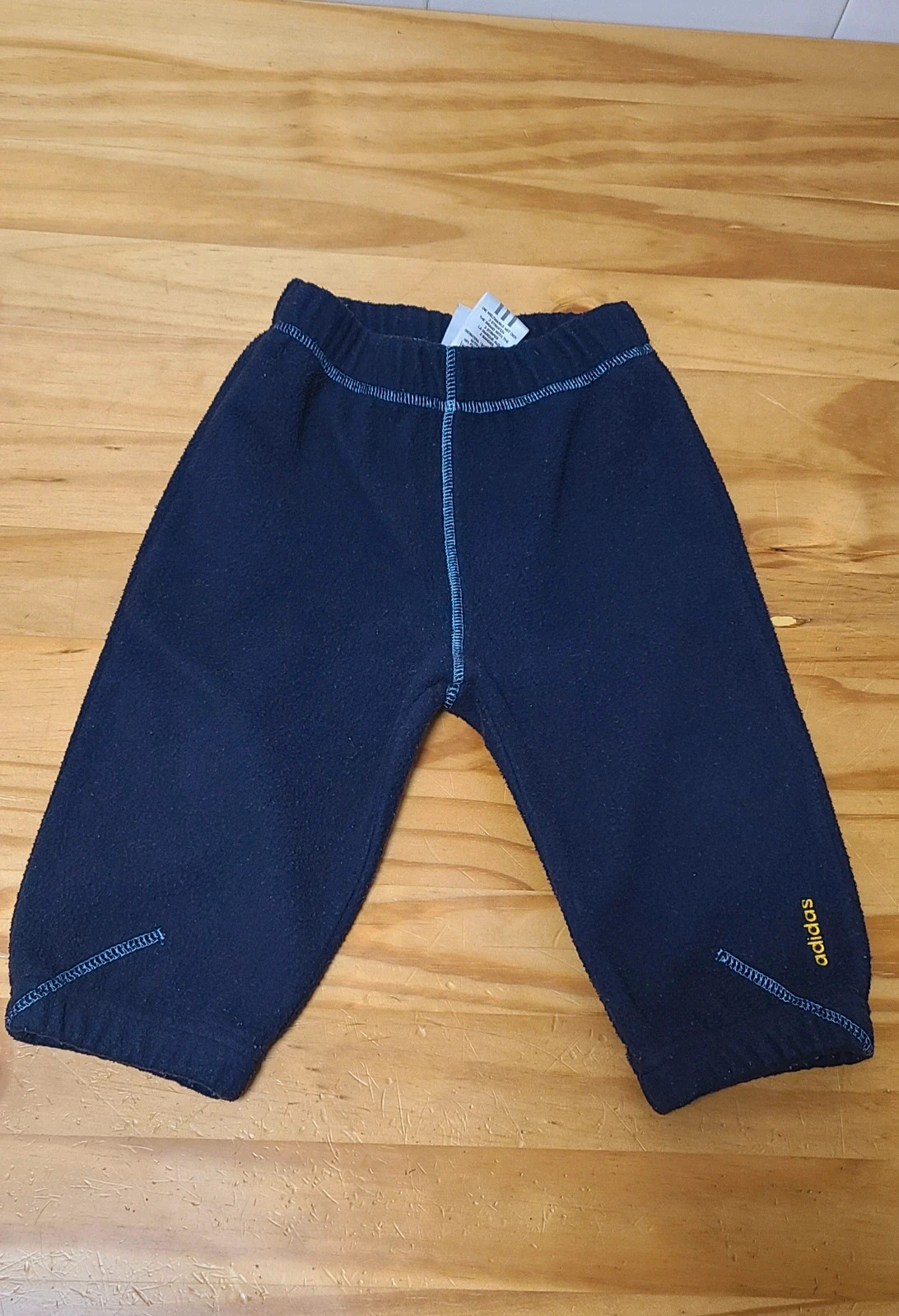 Pantalón de chandal gordito de niño talla 80 marca Adidas – adidas – taille 12-18 mois / 80 cm
