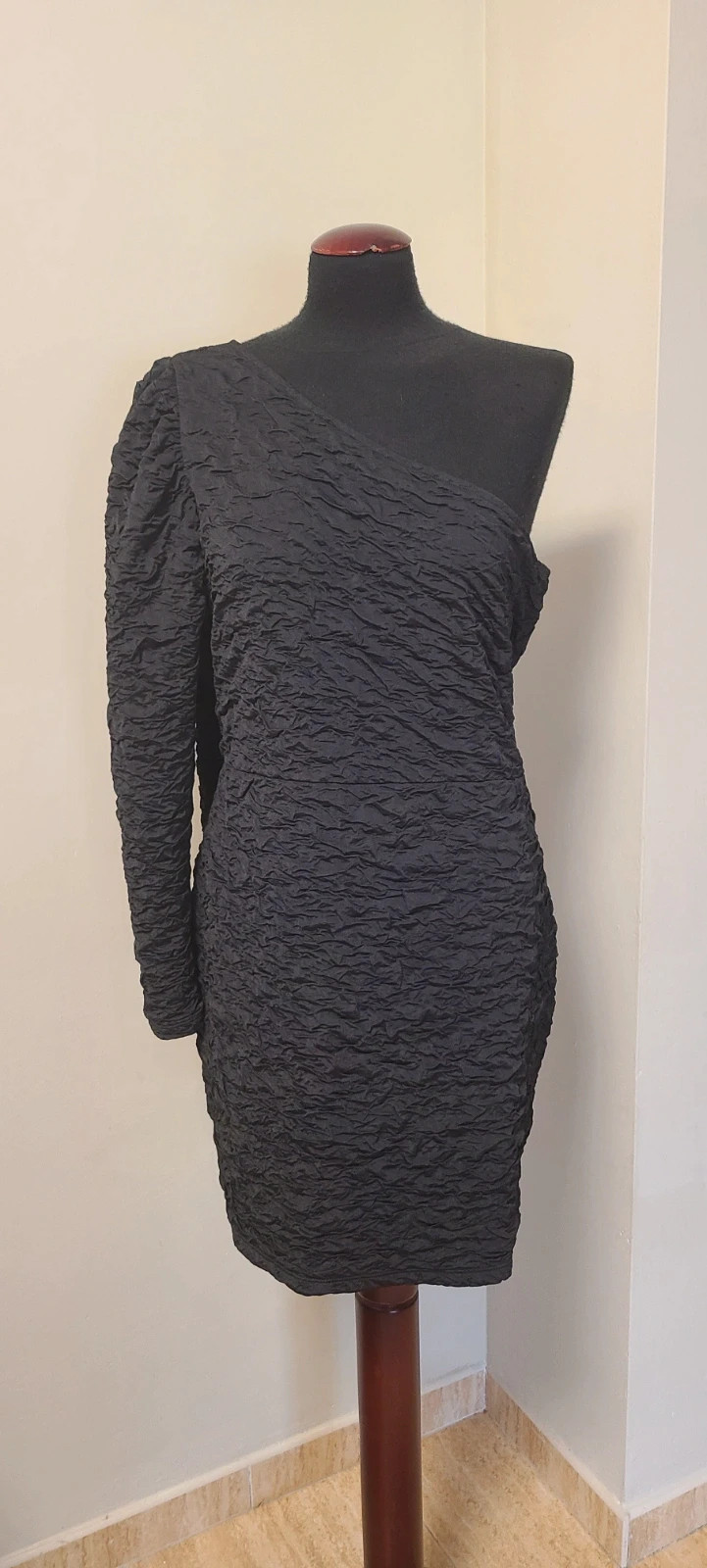 Vestido corto de fiesta asimétrico talla XL de H&M – H&M – taille XXL / 44 / 16