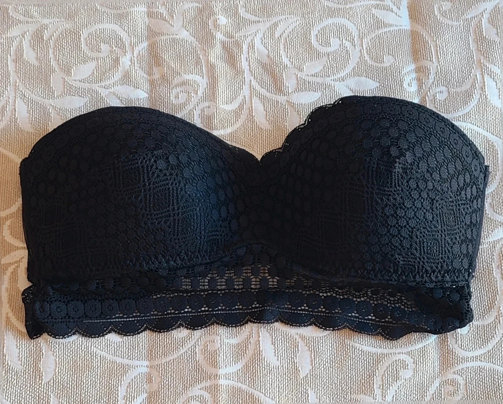 Sujetador sin tirantes talla 38-40 A estrenar – Primark – taille S