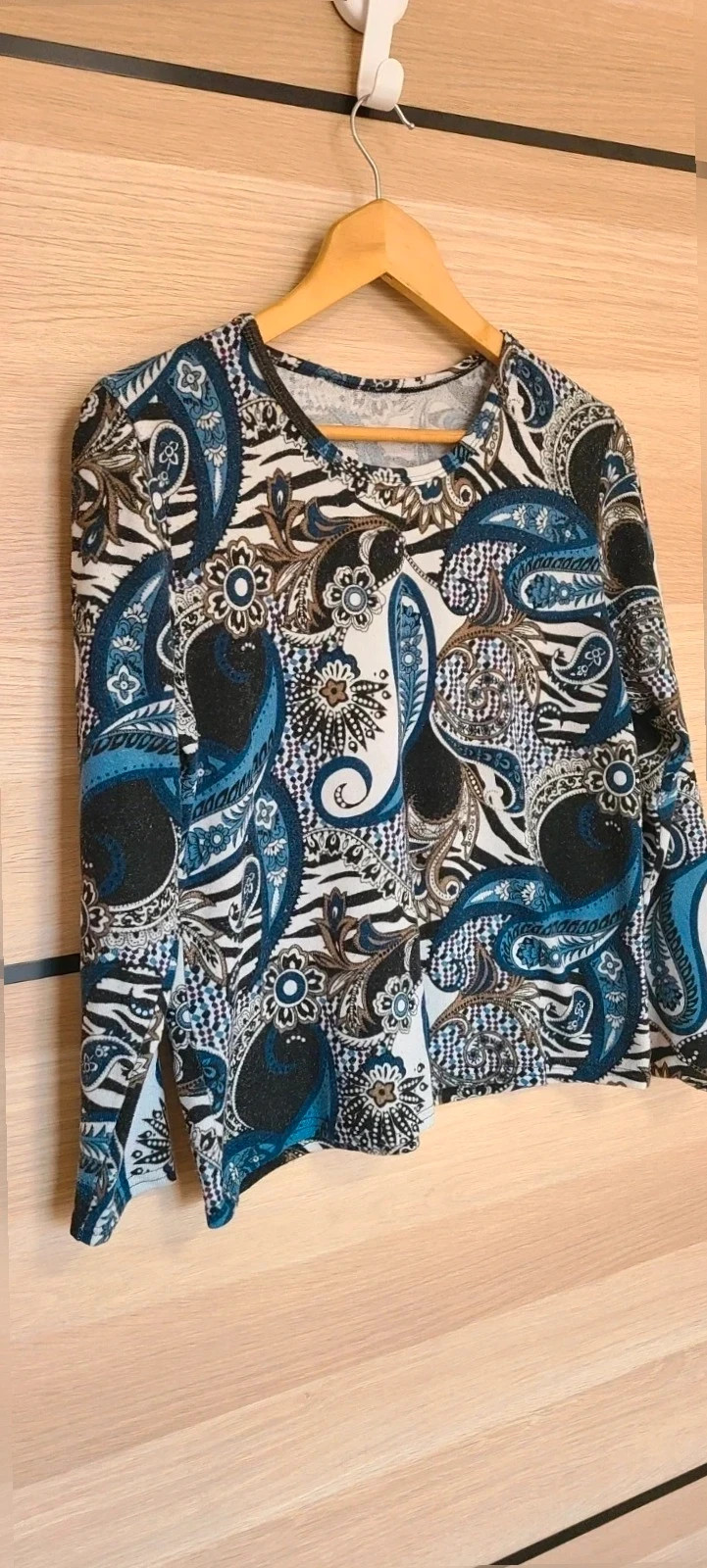 Camiseta estampada talla M de manga larga – taille M / 38 / 10 2