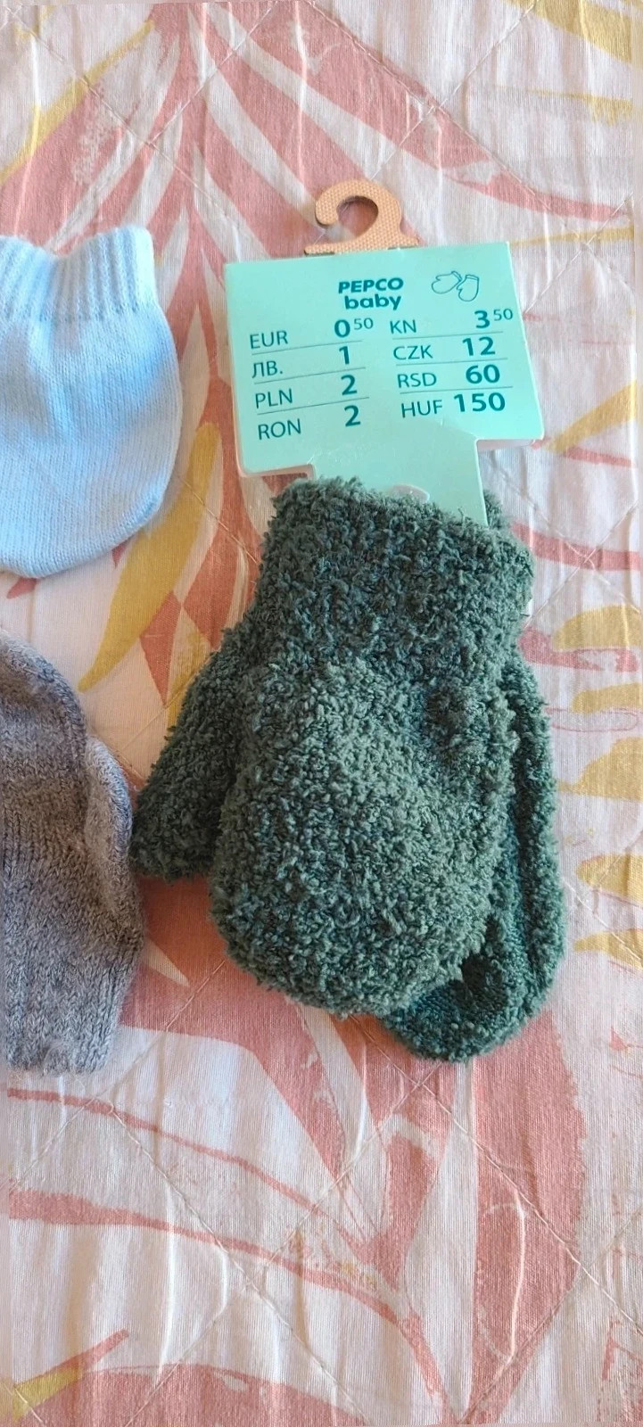 Guantes- manoplas Invierno bebe – Pepco – taille 9-12 mois / 74 cm 2