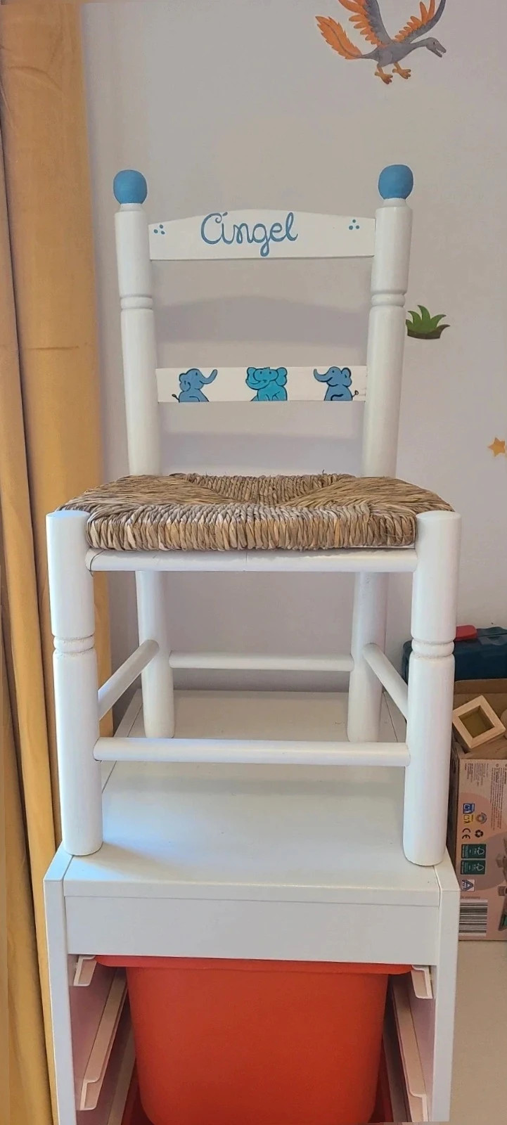 Silla pintada A mano niño "Ángel"