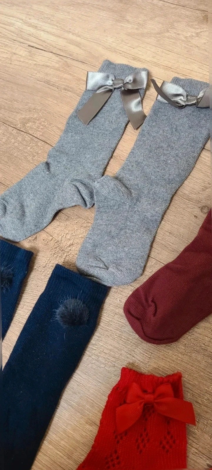 4 pares de Calcetines y calcetas bebe – taille 19-21 4
