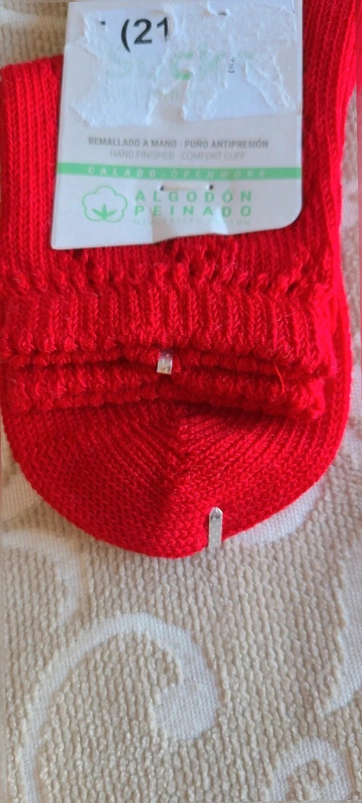 Calcetetín Calado color rojo número 21- 23 – Ysabel Mora – taille 22-24 2