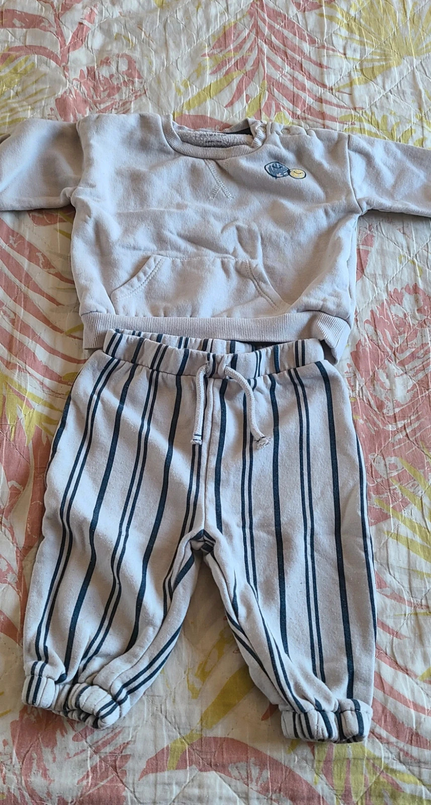 Chandal de niño talla 74 – Primark – taille 9-12 mois / 74 cm