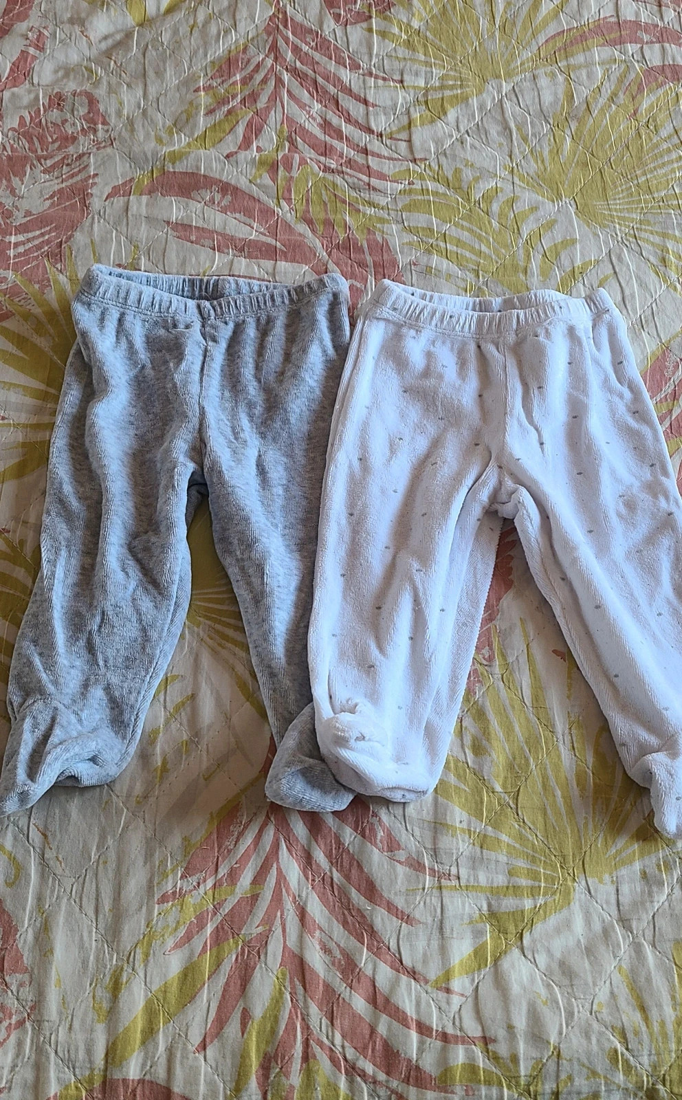 2 pantalones de pijama 6 - 9 meses – TEX – taille 6-9 mois / 68 cm