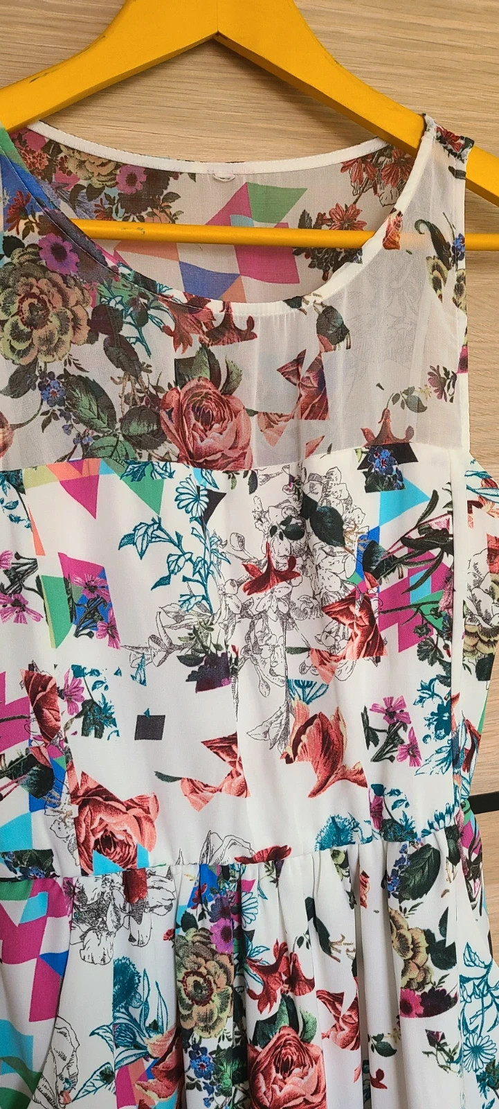 Precioso vestido colorido talla S de Stradivarius – Stradivarius – taille S / 36 / 8 3