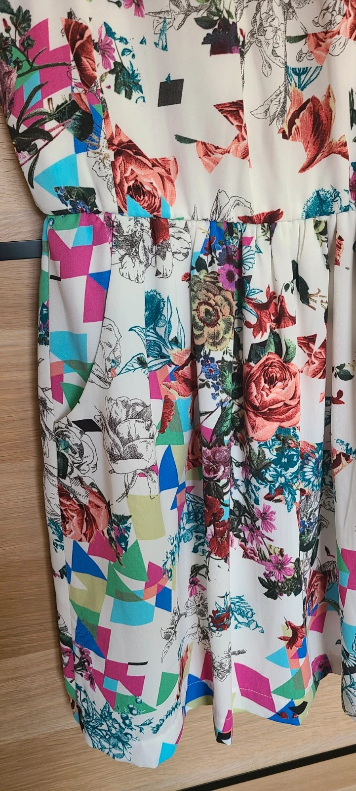 Precioso vestido colorido talla S de Stradivarius – Stradivarius – taille S / 36 / 8 5