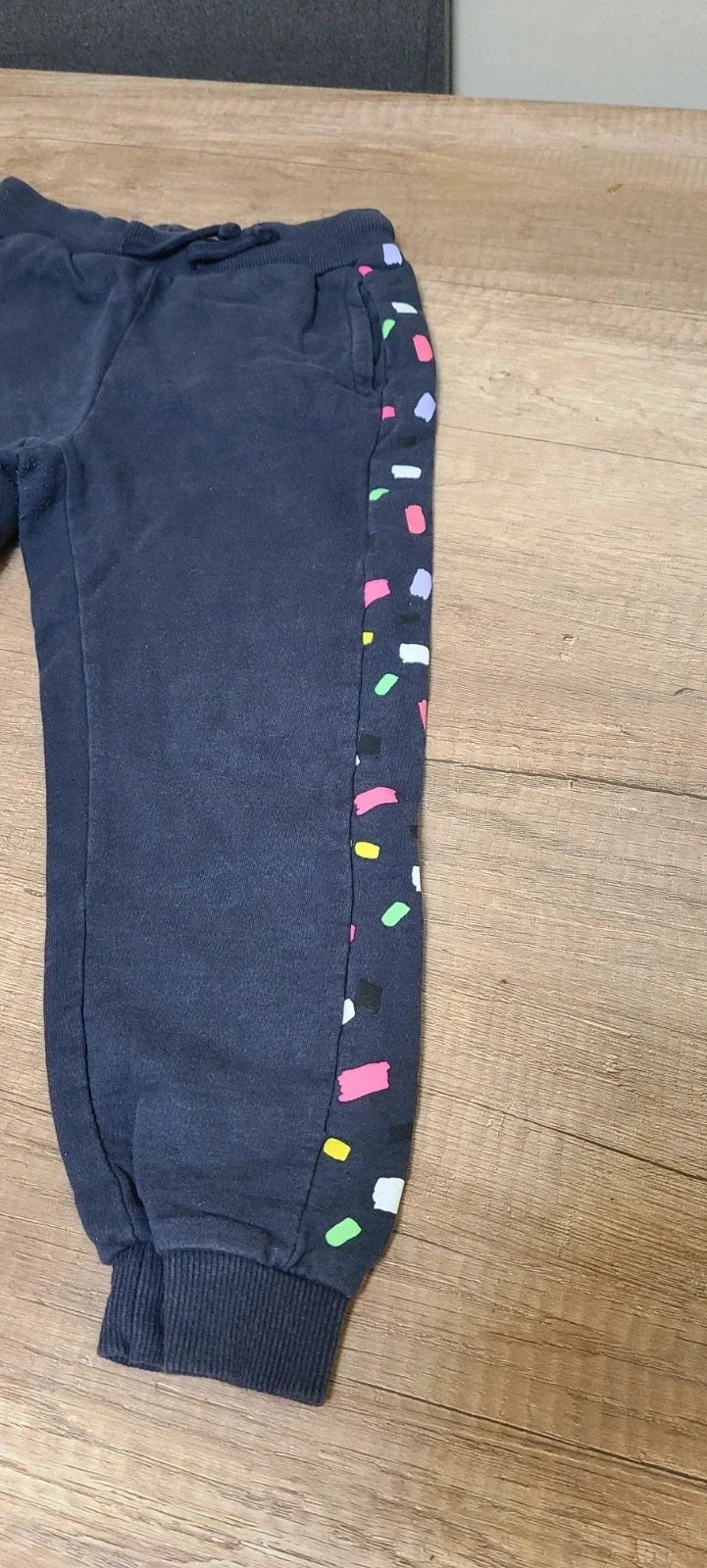 Pantalón de chandal niña 5- 6 años – Pepco – taille 6 ans / 116 cm 3