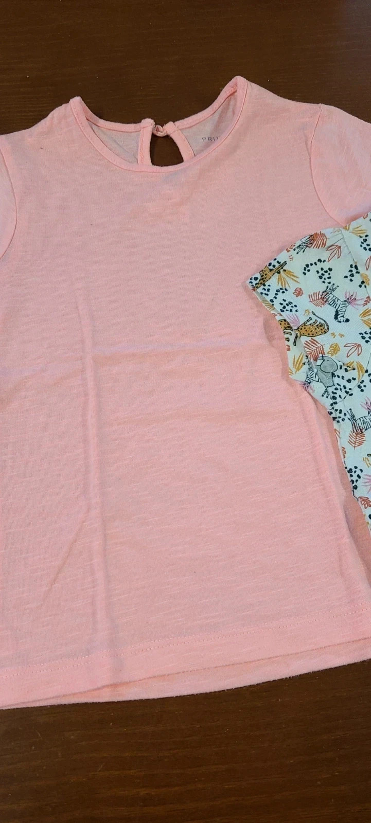 2 camisetas niña talla 98 – Primark – taille 3 ans / 98 cm 3