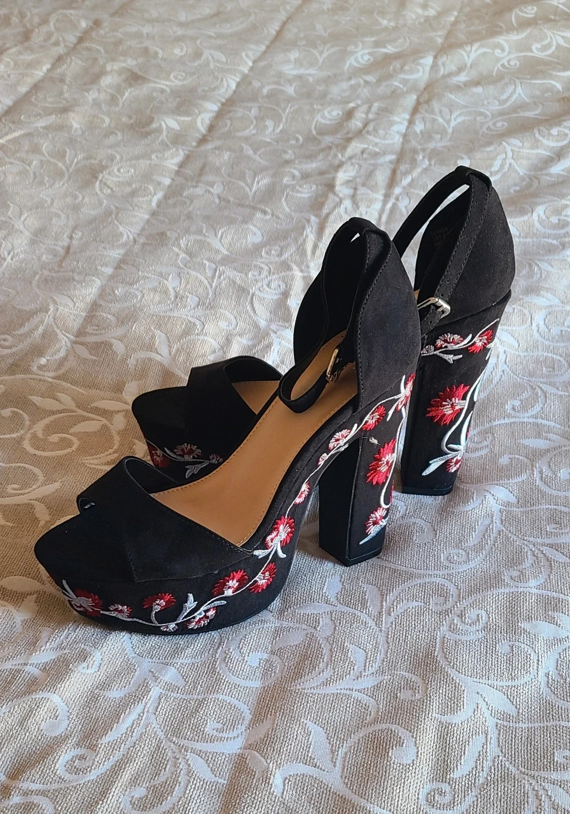Preciosos zapatos num 38 de Justfab