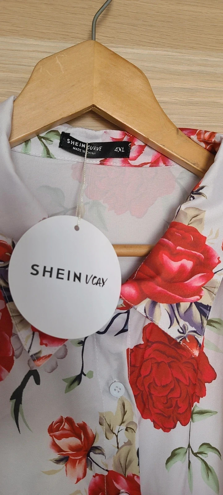 Preciosa camisa floreada de Shein curve talla 4Xl – Shein Curve – taille 4XL / 48 / 20 5