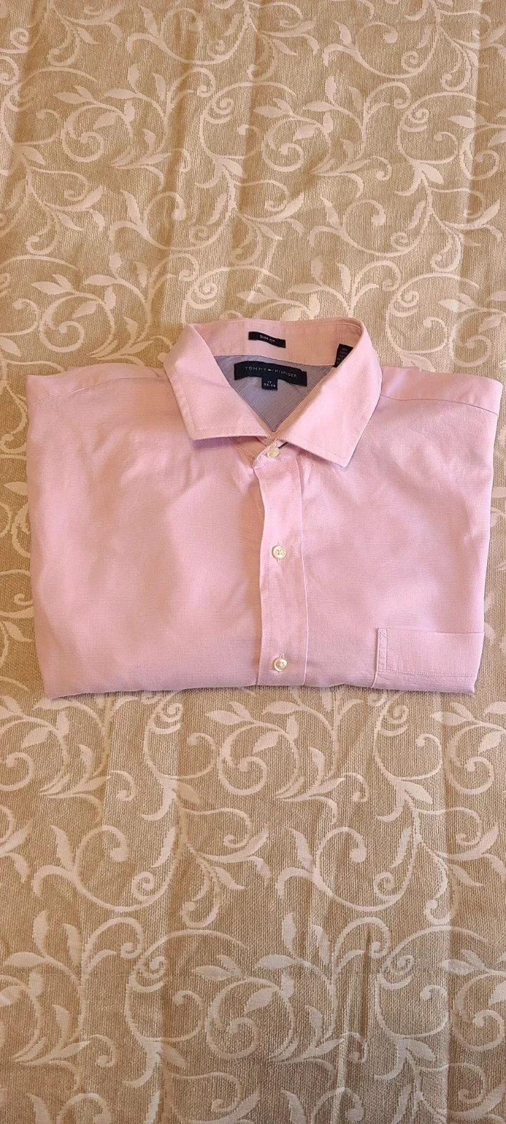 Preciosa camisa rosa talla 17 de Tommy Hilfier – Tommy Hilfiger – taille 43 cm