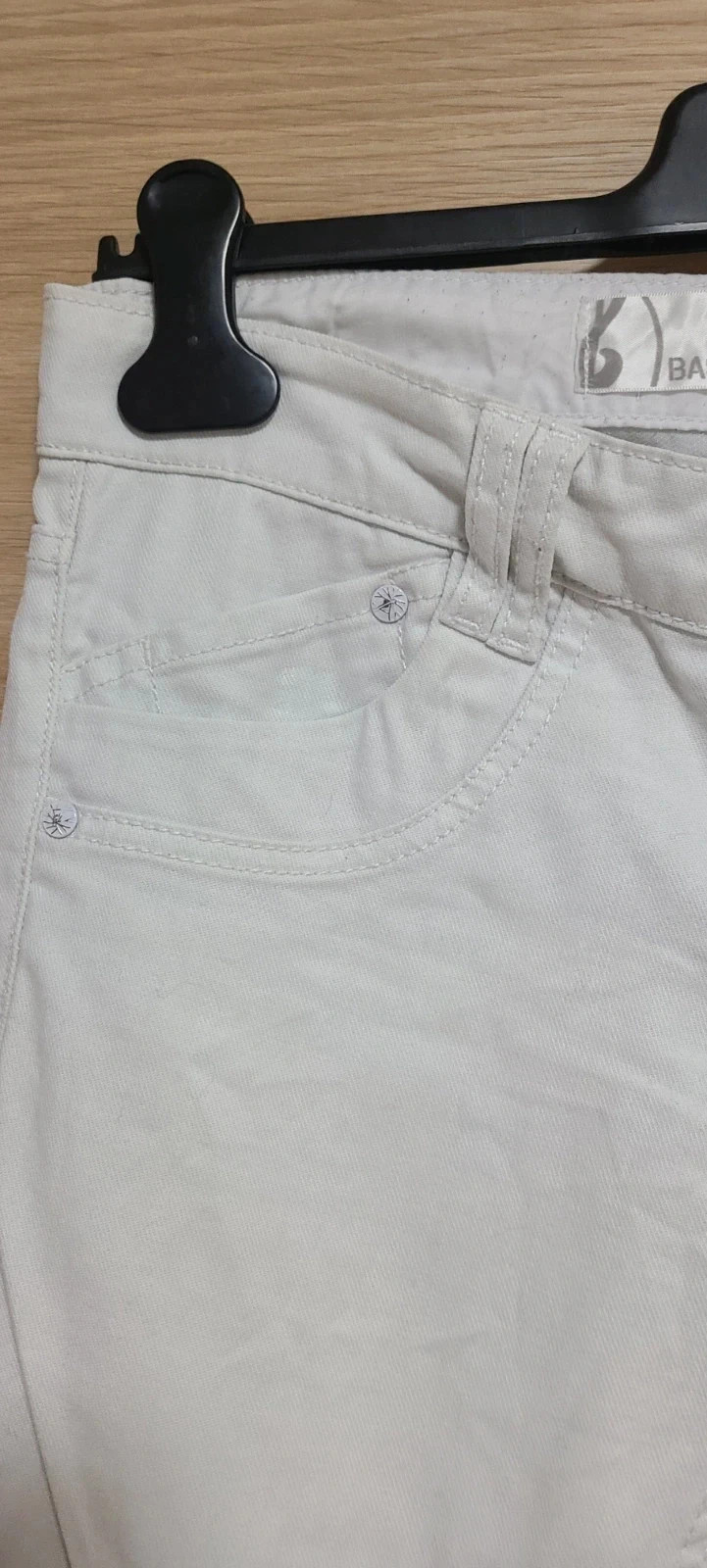 Pantalón blanco de stradivarius talla 36 – Stradivarius – taille S / 36 / 8 4