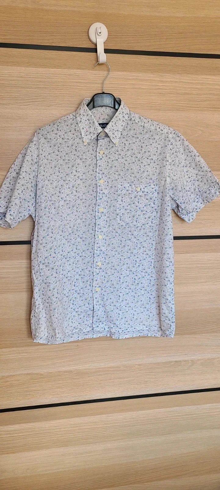 Camisa floreada m/c talla L de Dustin