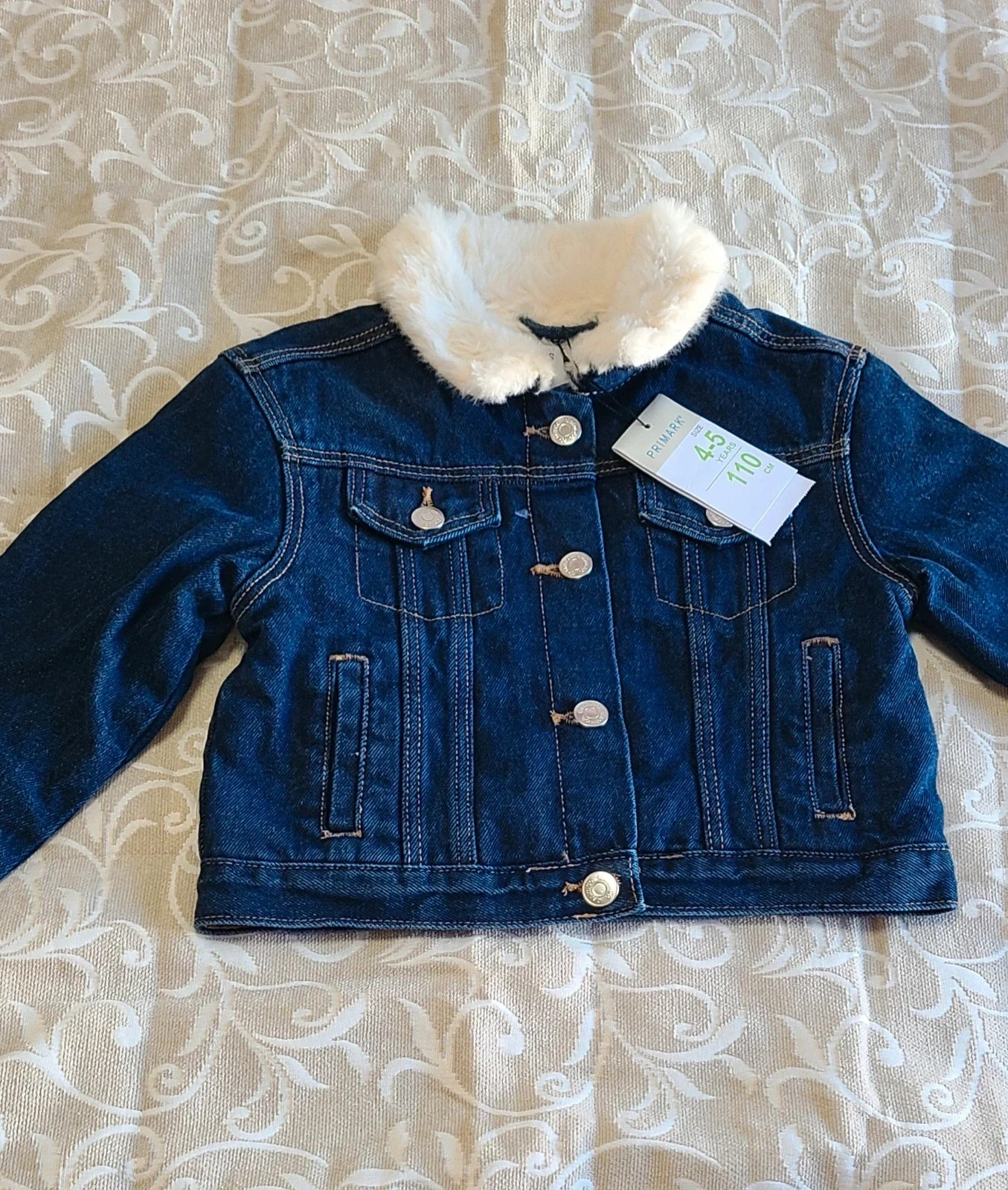 Vaquera con pelito de niña talla 4-5 años – Primark – taille 5 ans / 110 cm