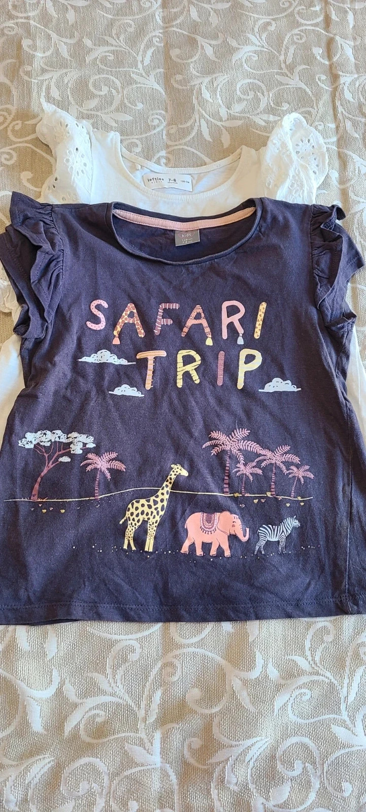 2 camisetas de niña 7- 8 años – Lefties – taille 8 ans / 128 cm 2