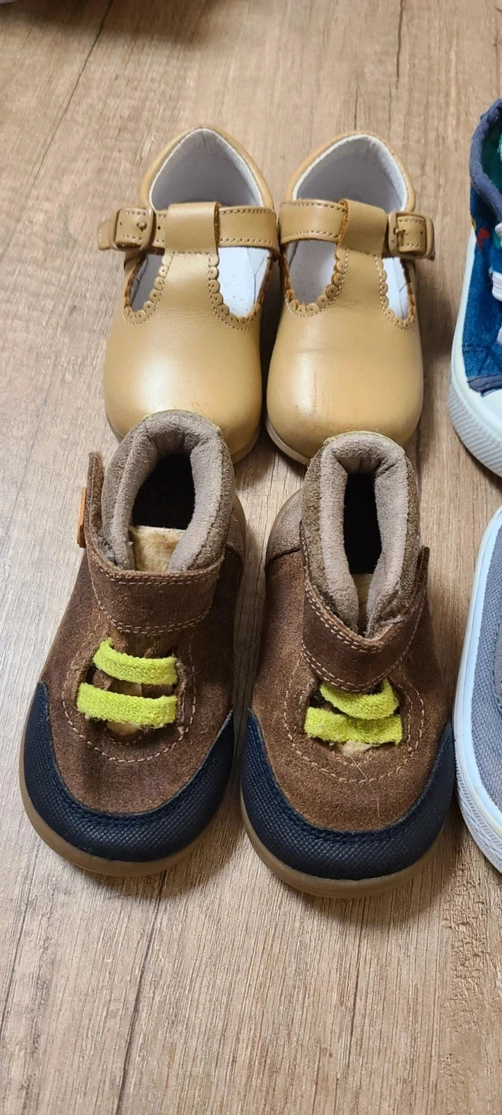 Lote de calzado bebe num 20 – Variadas. – taille 20 2