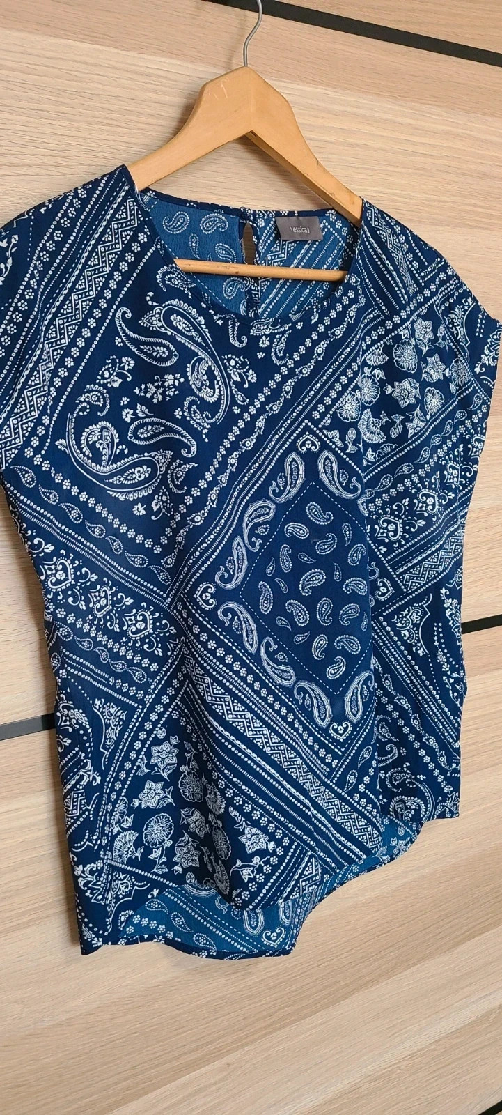 Preciosa blusa de c&a talla 38 – C&A – taille M / 38 / 10 2