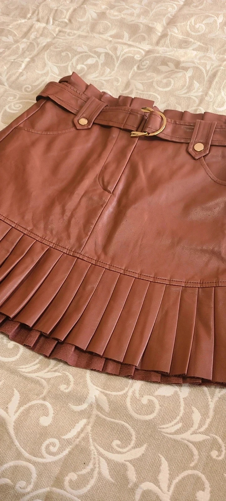 Falda de polipiel de Zara talla xs – Zara – taille XS / 34 / 6 3