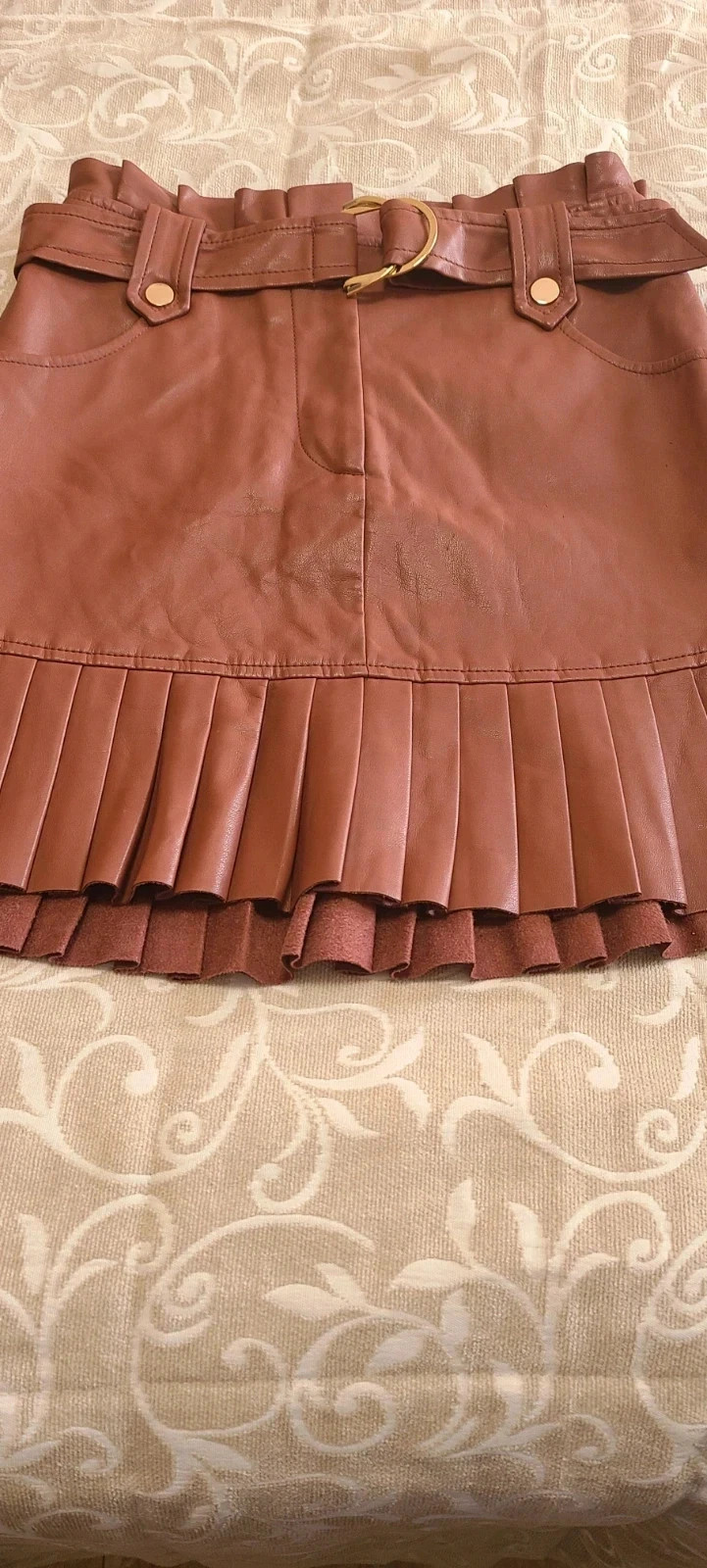 Falda de polipiel de Zara talla xs – Zara – taille XS / 34 / 6 4