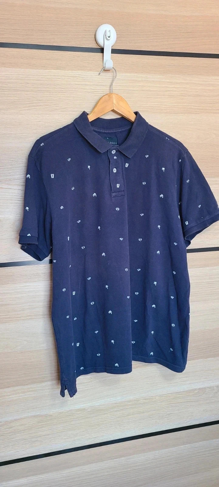 Polo con divertido estampado talla Xl de Angelo Litrico