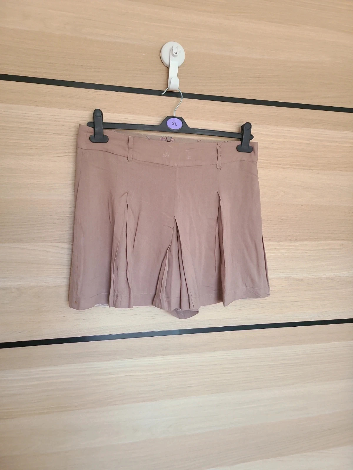 Falta pantalón santoro de Pull&Bear talla L – Pull & Bear – taille L / 40 / 12