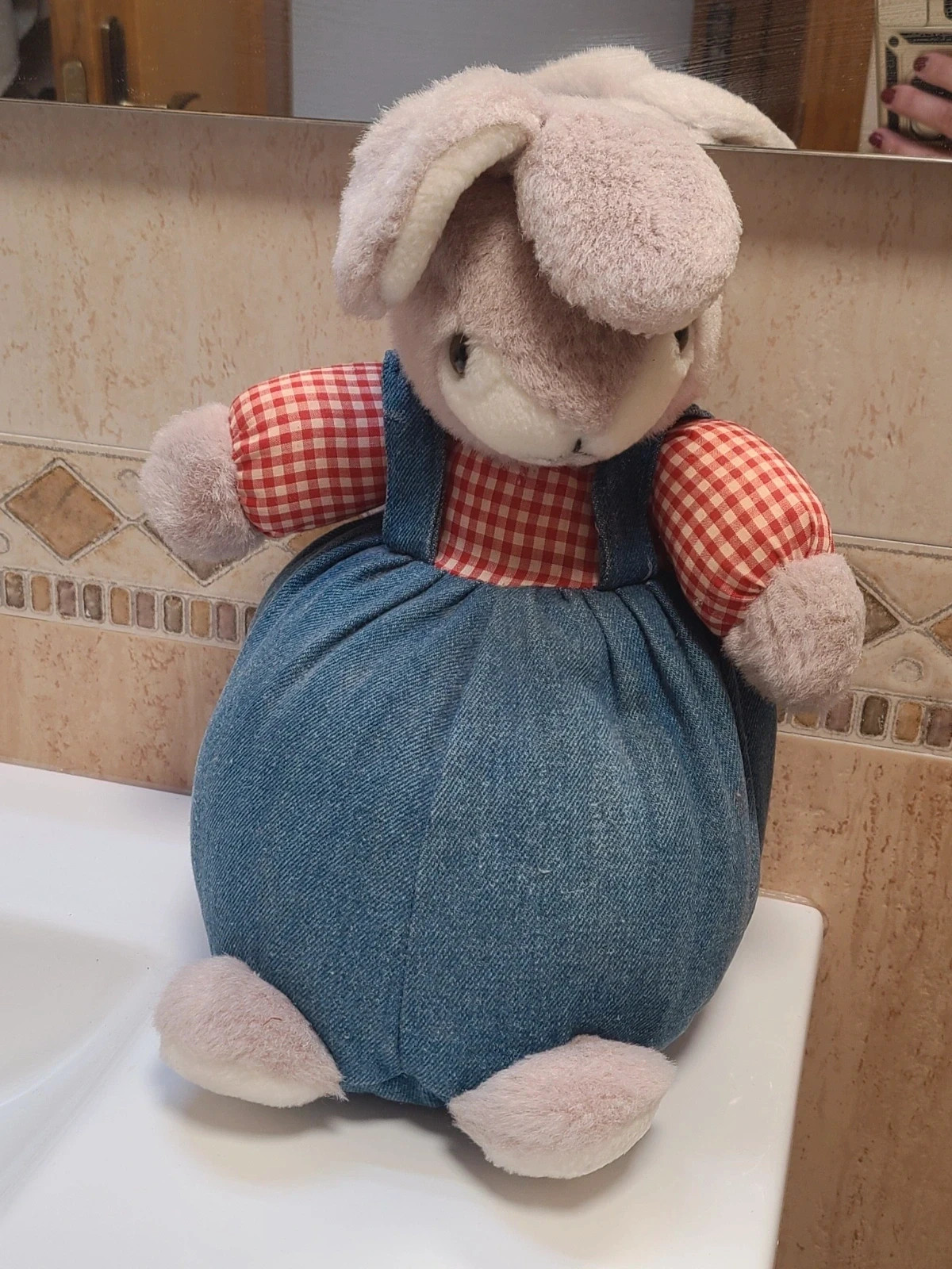 Peluche conejo sentado