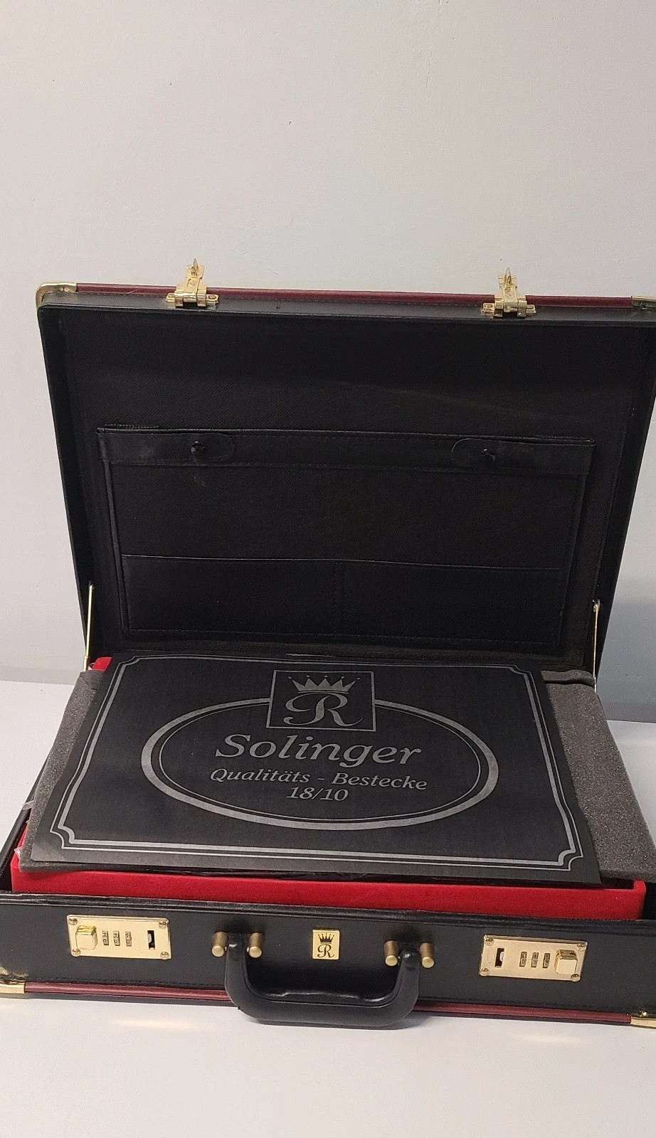 Cubertería de lujo marca Solinger 18- 10 con filo dorado – solinger