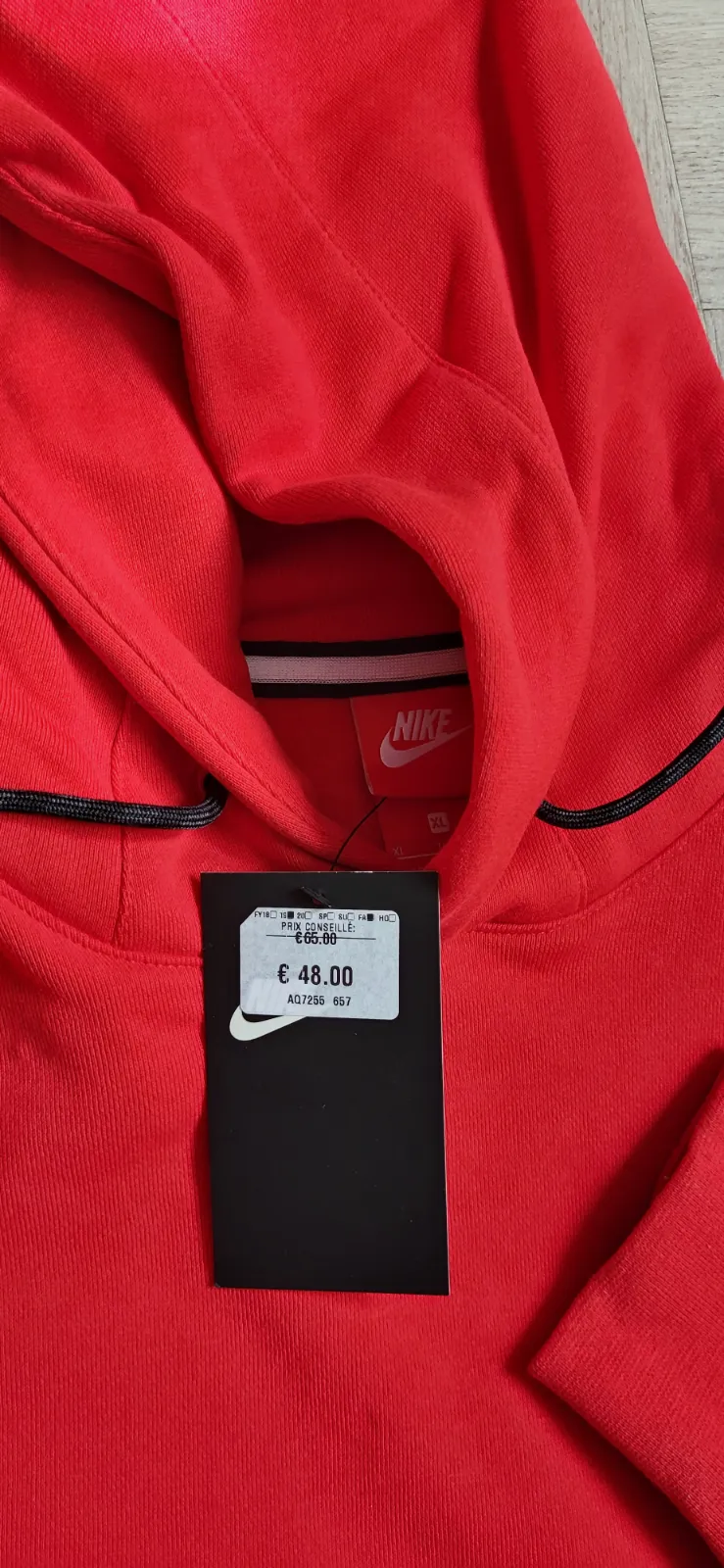 Sweat à capuche Nike Air rouge et noir – Nike – taille L 8