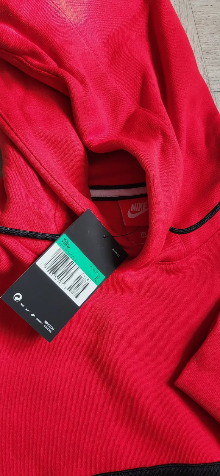 Sweat à capuche Nike Air rouge et noir – Nike – taille L 9