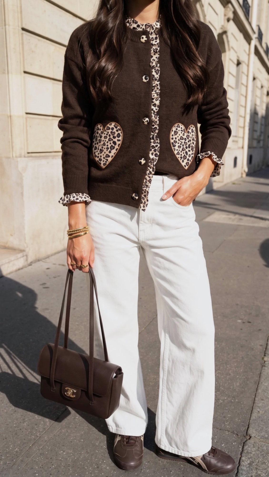 Gilet marron brodé cœurs léopard