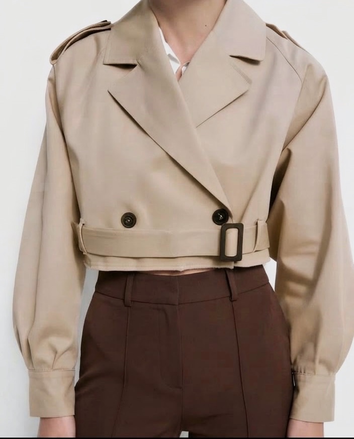 Trench court beige à ceinture