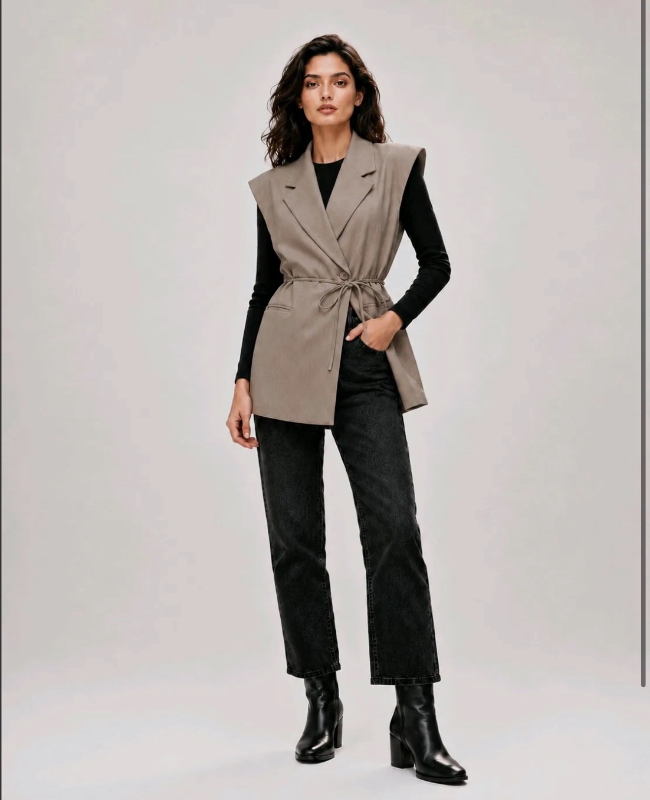 Blazer tailleur sans manches taupe à nouer