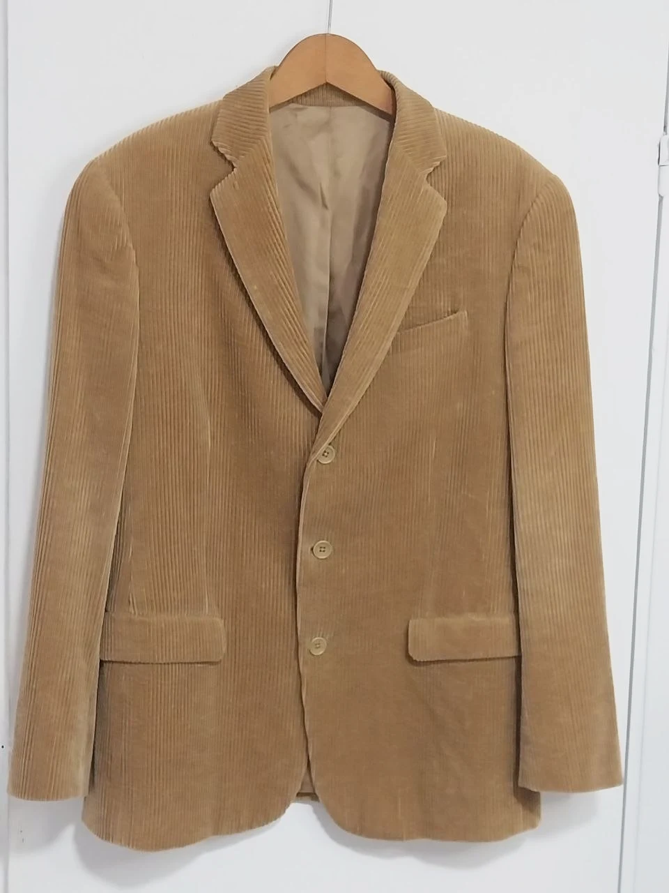 Americana Adolfo Domínguez de pana, talla M
