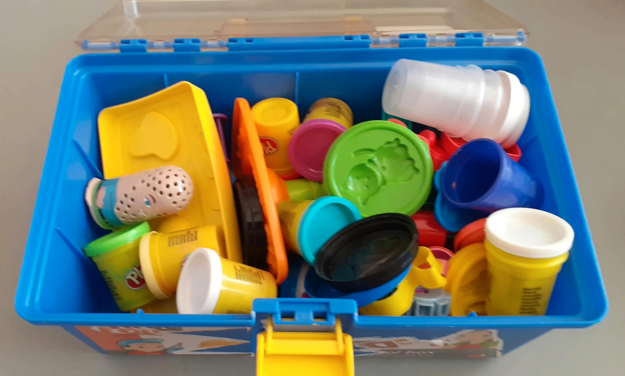 Lot d'accessoires et outils pour pâtes à modeler – taille 3 ans / 98 cm 2