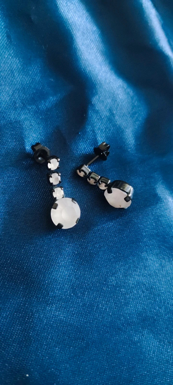 Boucles d'oreilles Agatha Paris