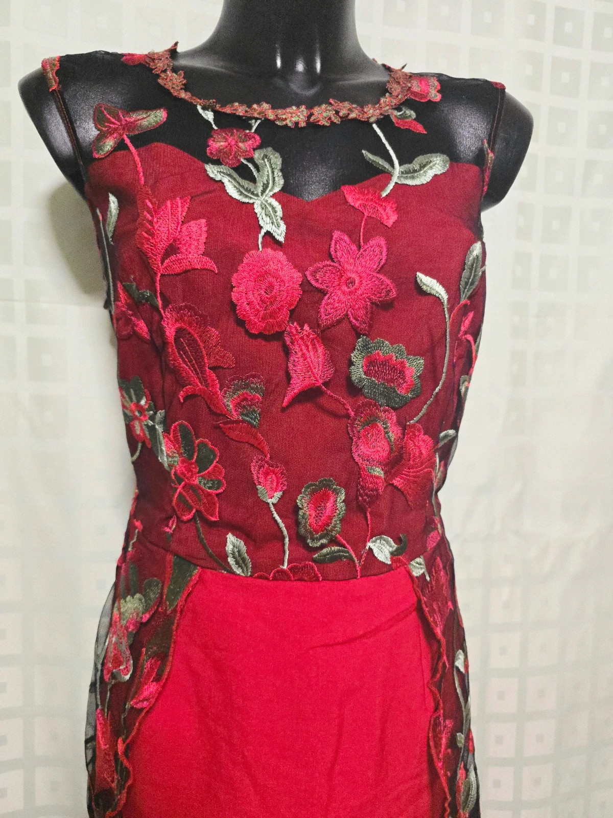 Vintage Floral Embroidered Mesh Party Dress – Vestidor Vintage – taille XXL / 44 / 16 2