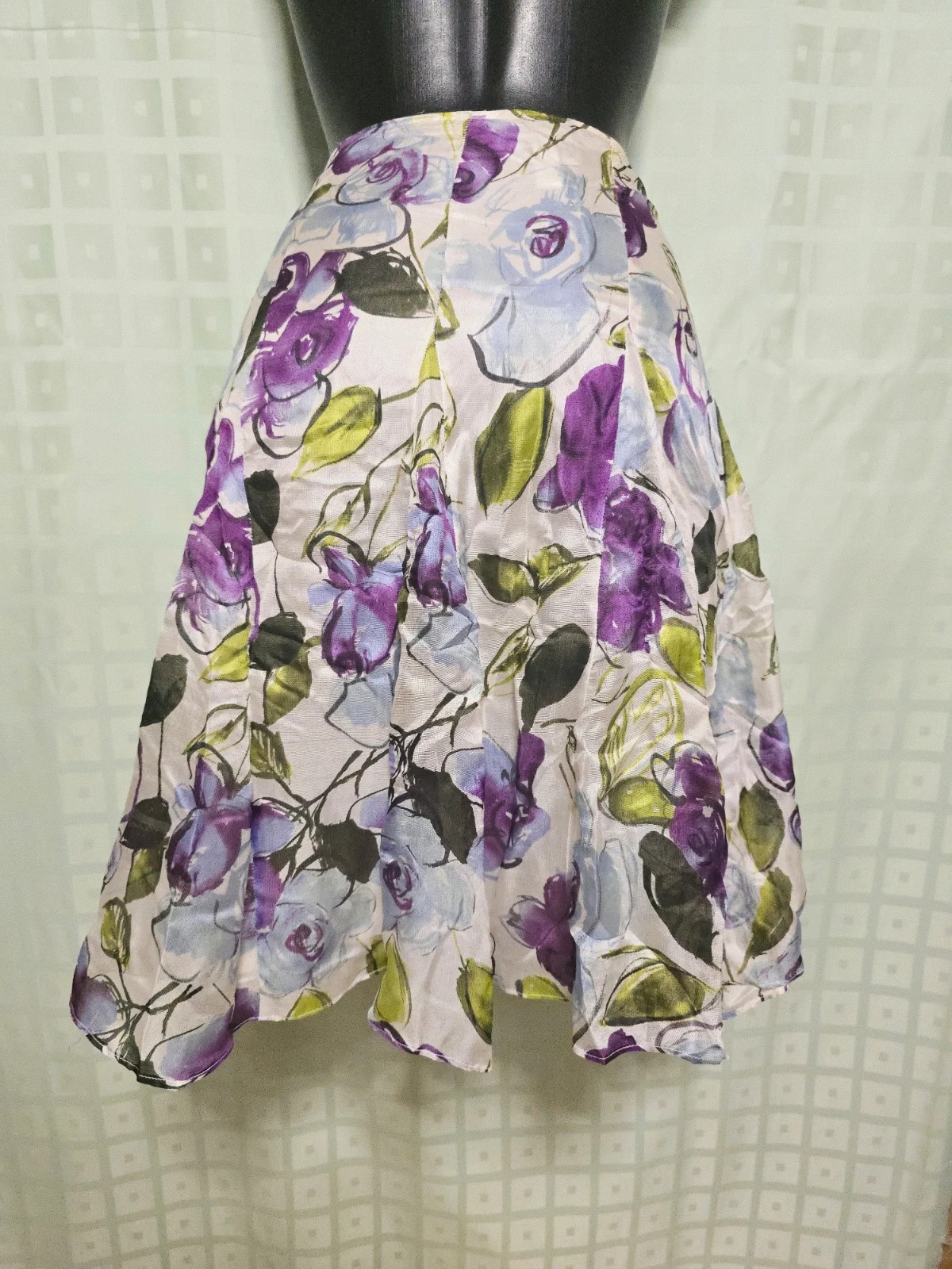 Roberto Verino 100% Silk Floral Midi Skirt – Roberto Verino – taille XL / 42 / 14 5