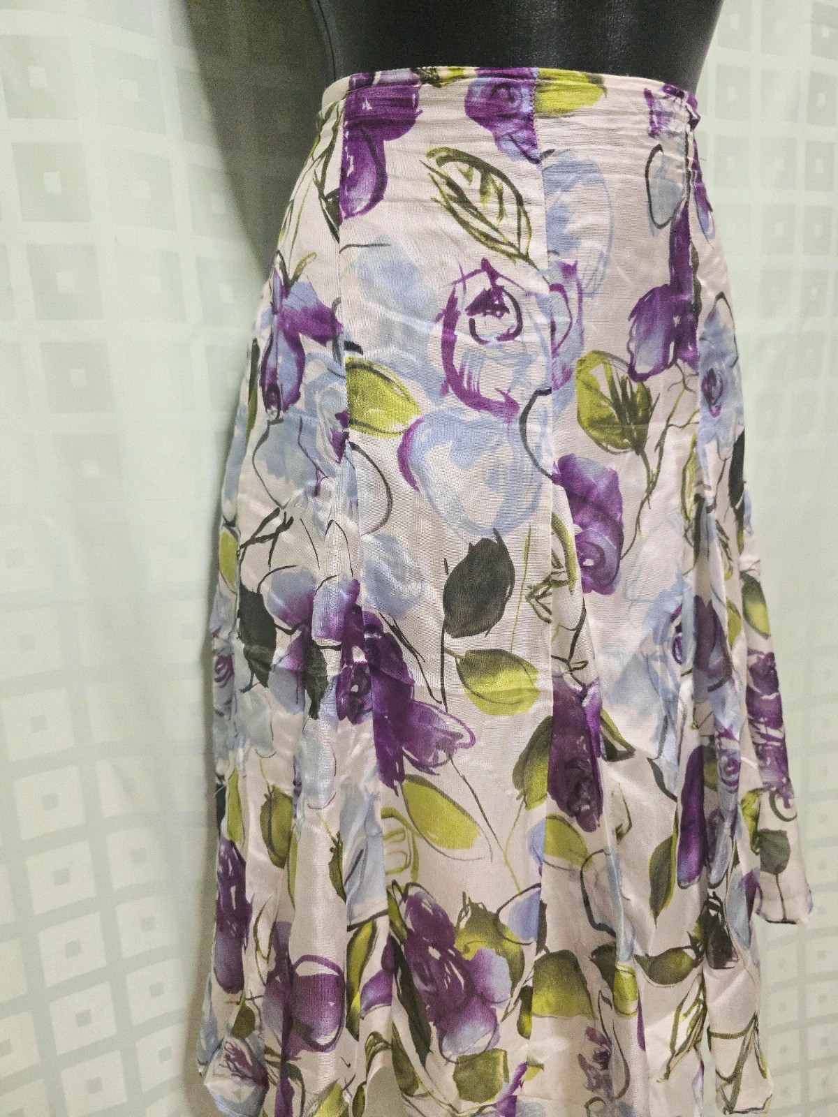 Roberto Verino 100% Silk Floral Midi Skirt – Roberto Verino – taille XL / 42 / 14 4