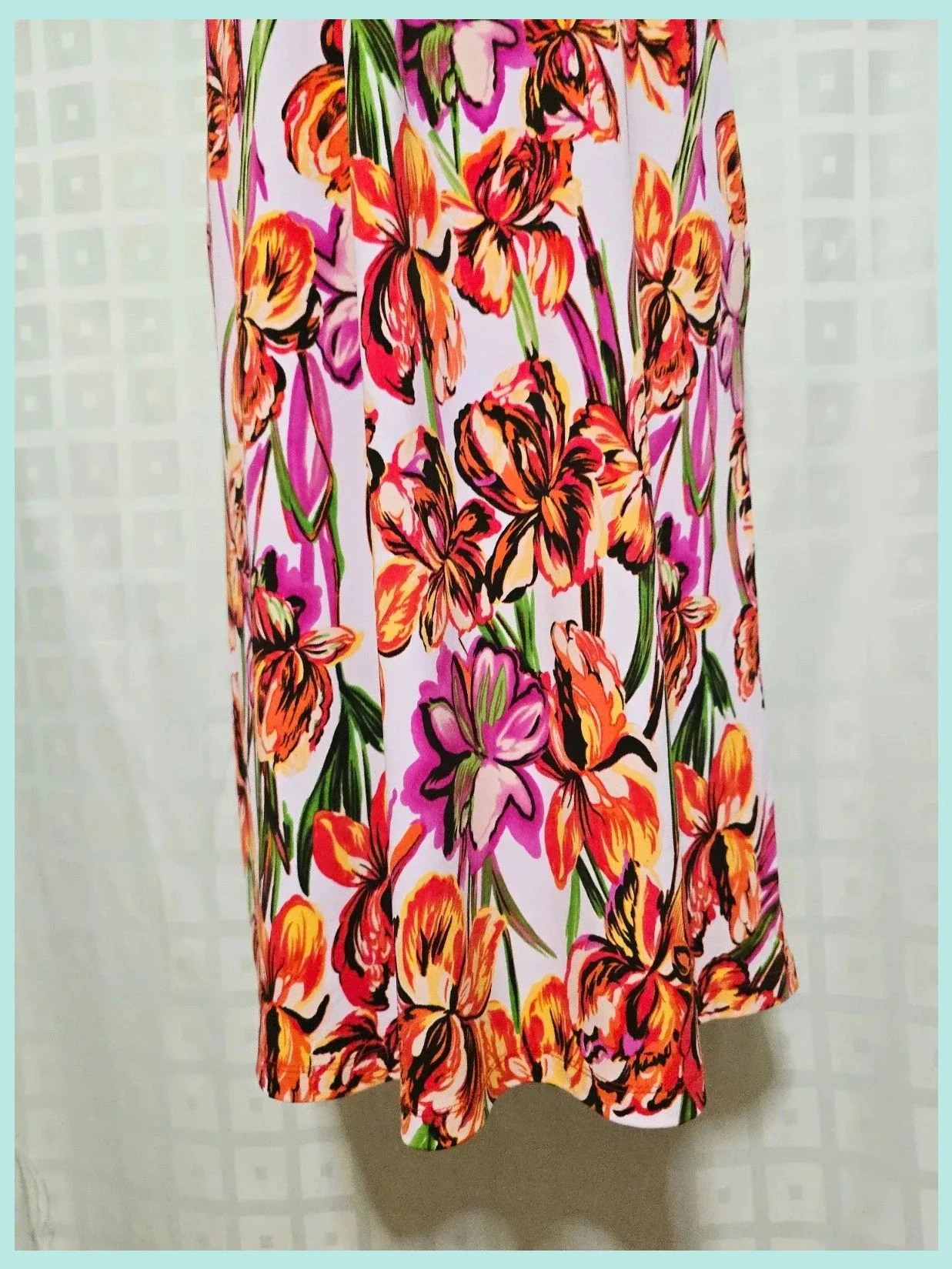 Colorful Floral Print Sleeveless V-Neck Midi Dress – Kim & Co. – taille XL / 42 / 14 3