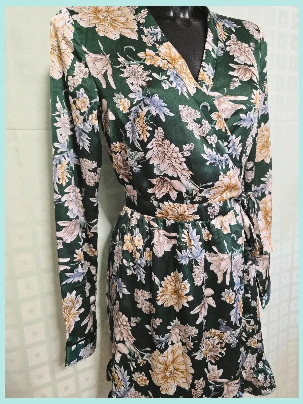 Green Floral Satin Wrap Dress – Vila – taille M / 38 / 10 4