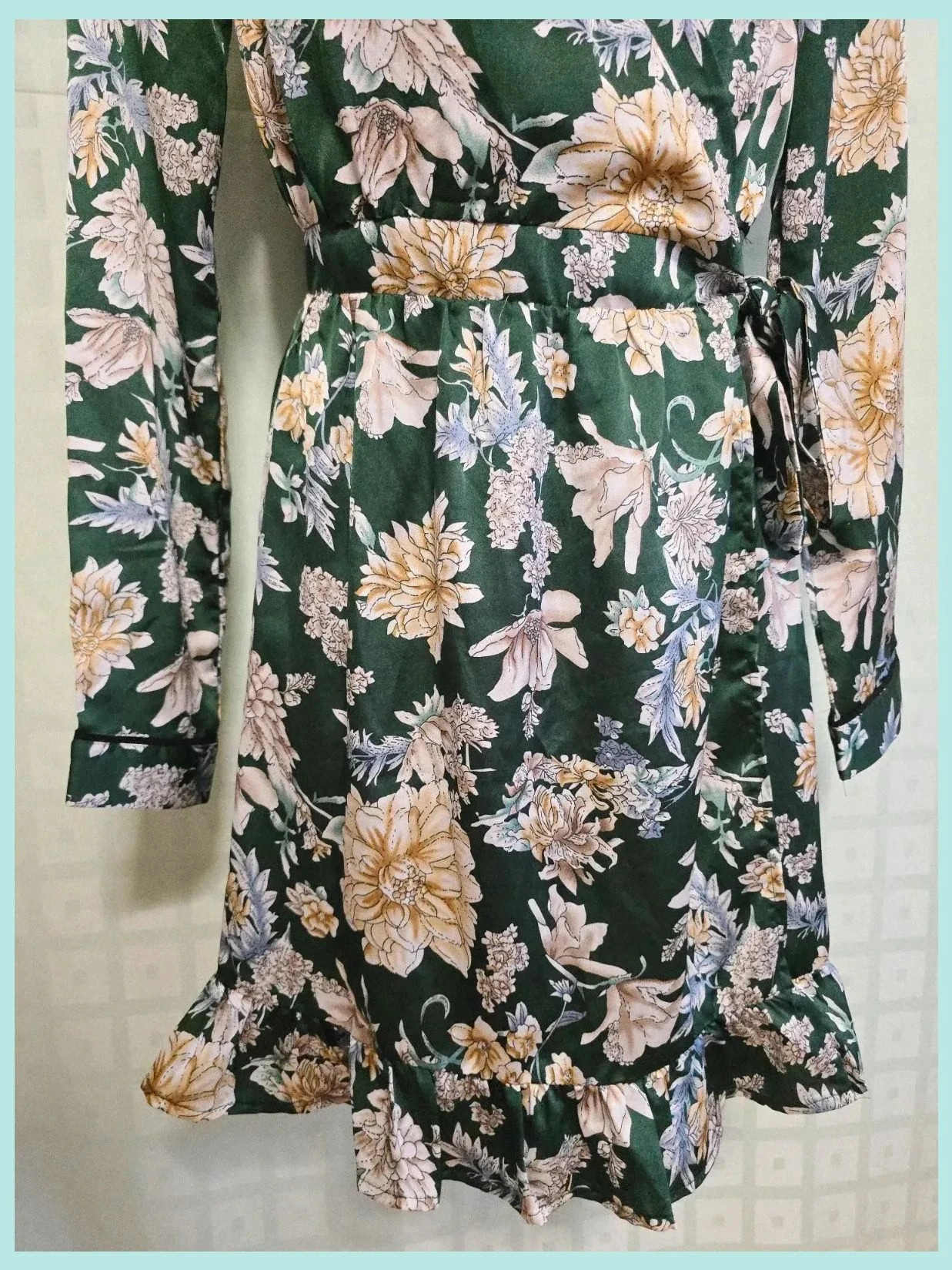Green Floral Satin Wrap Dress – Vila – taille M / 38 / 10 5