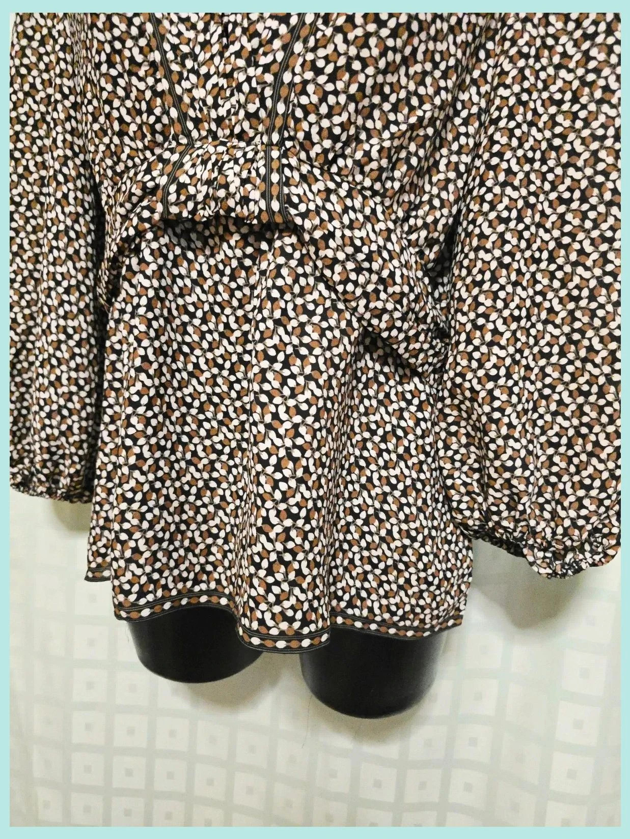 Dotted Print V-Neck Blouse with Tie Waist – Max Studio – taille XL / 42 / 14 3
