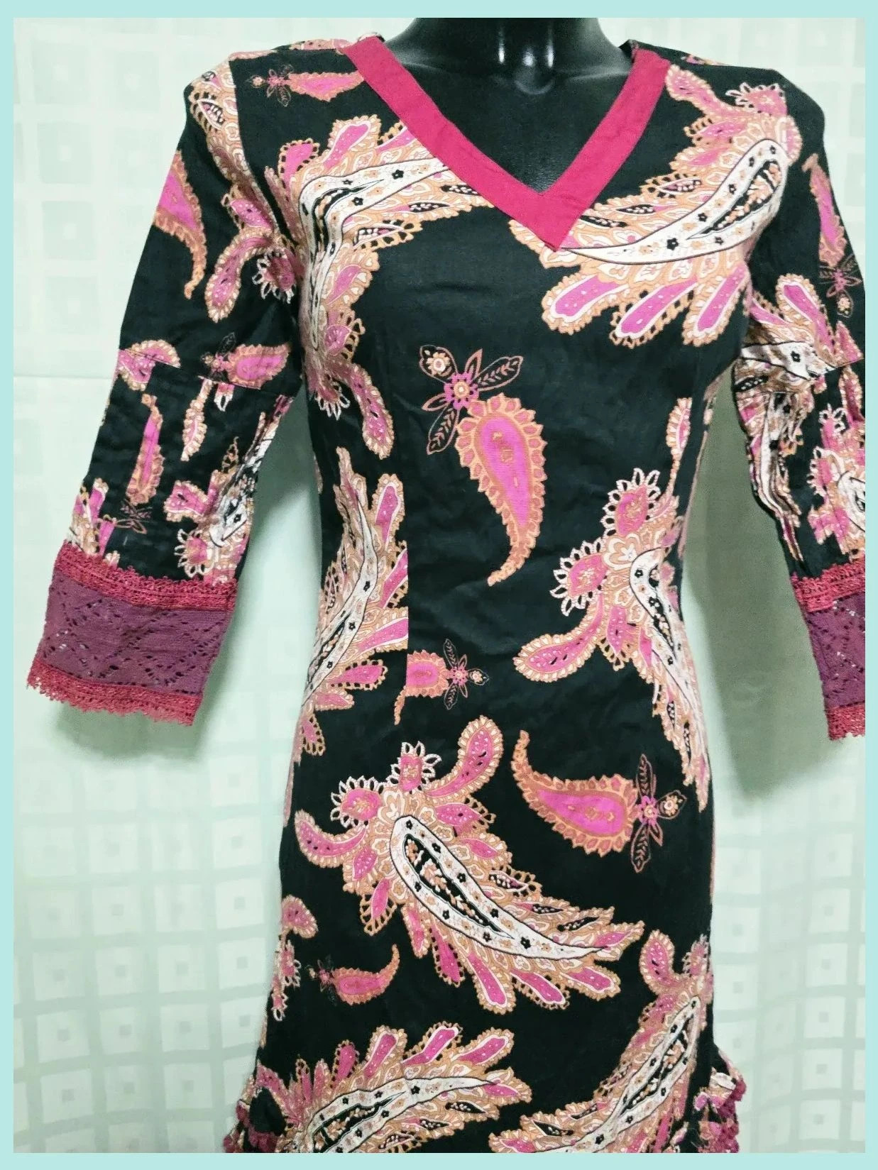 Black Pink Paisley Lace Trim Mini Dress – Almatrichi – taille S / 36 / 8 2
